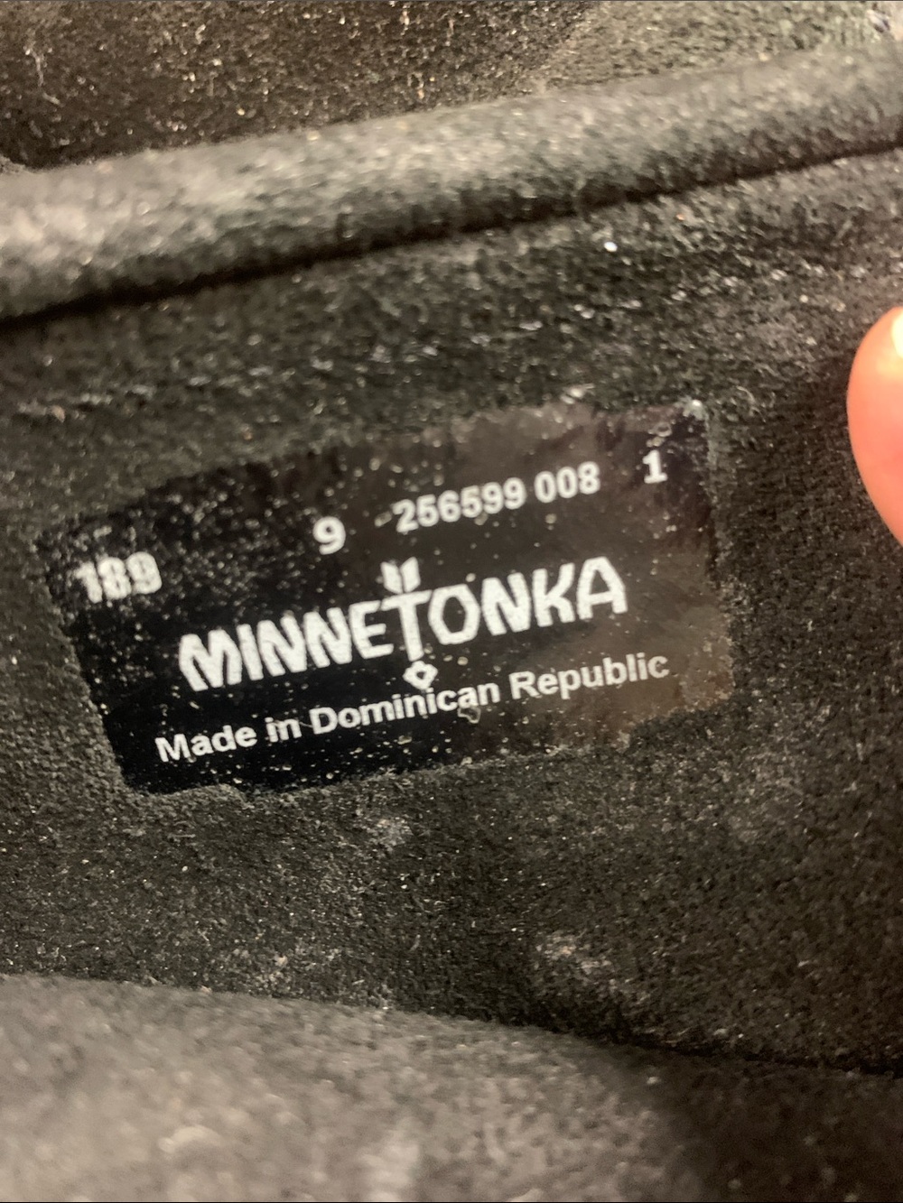 Minnetonka Fringe Moccasins in Tan and Black - Picture 2 of 11